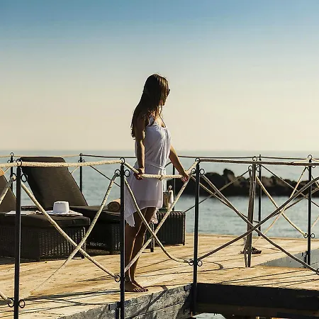 Punta Molino Beach Resort & Thermal Spa
